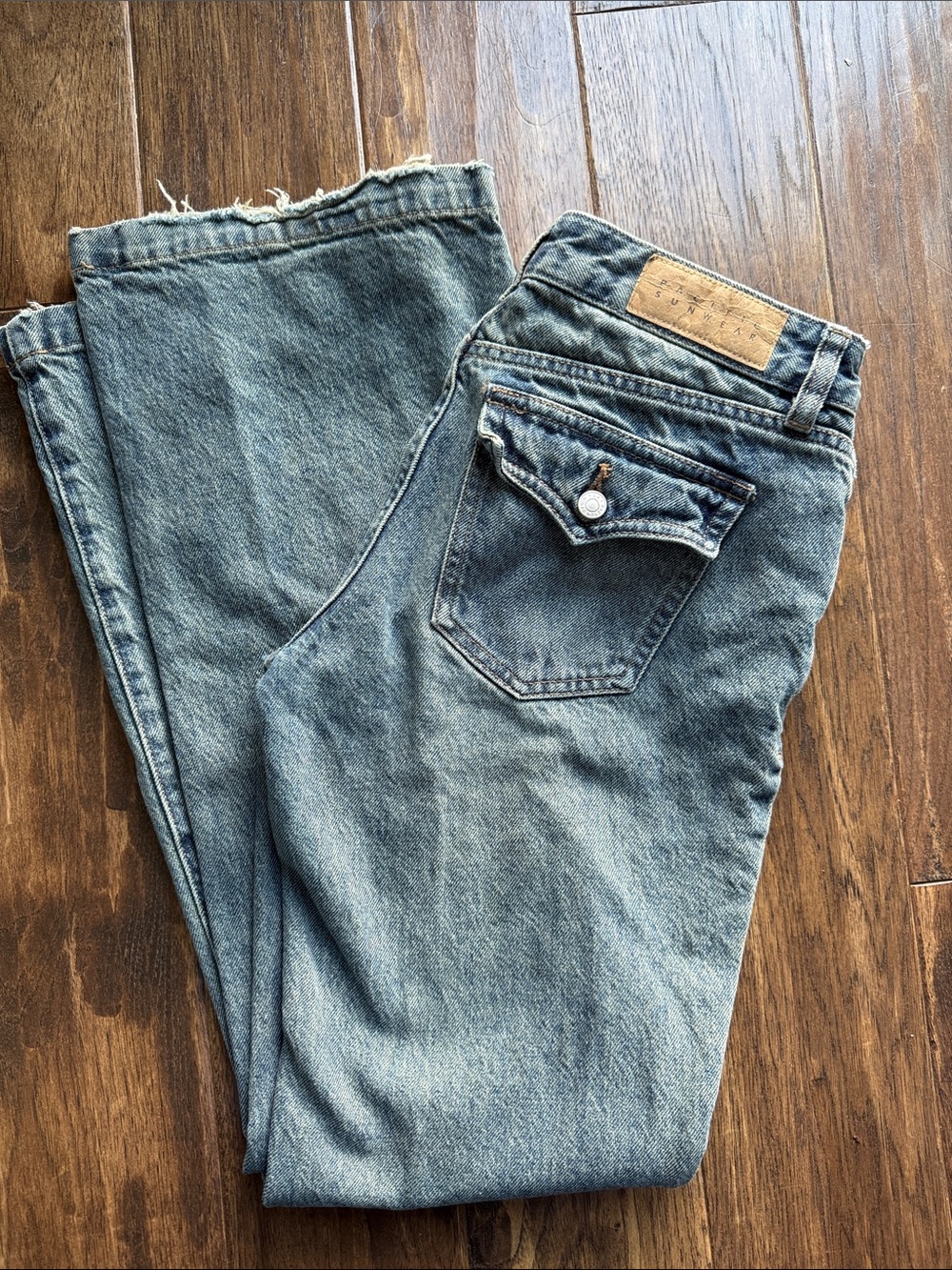 Jade Low Rise Bootcut Jeans
Button Pocket Dark Blue
